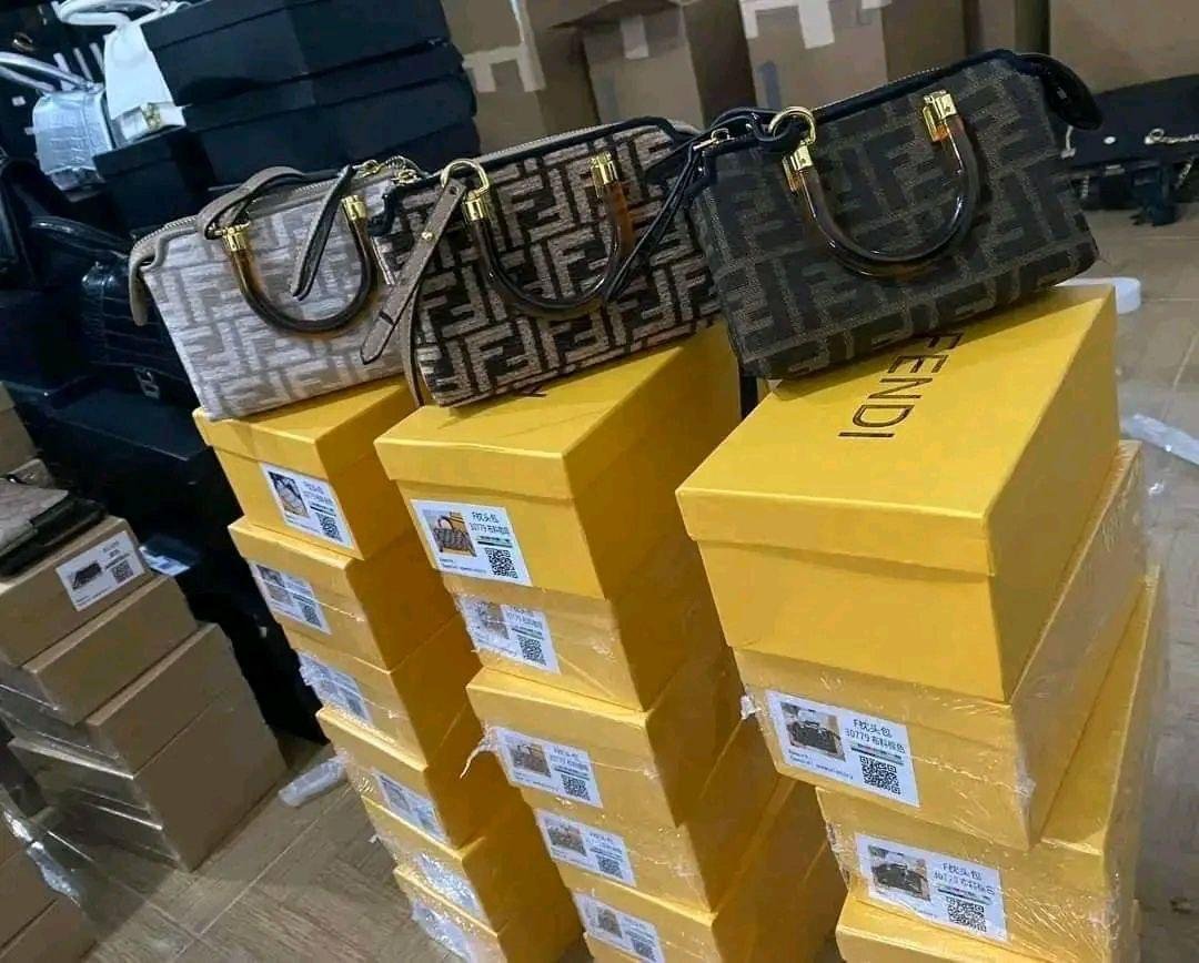 Women Fashion Hand Bags (Pallet) - Image 26