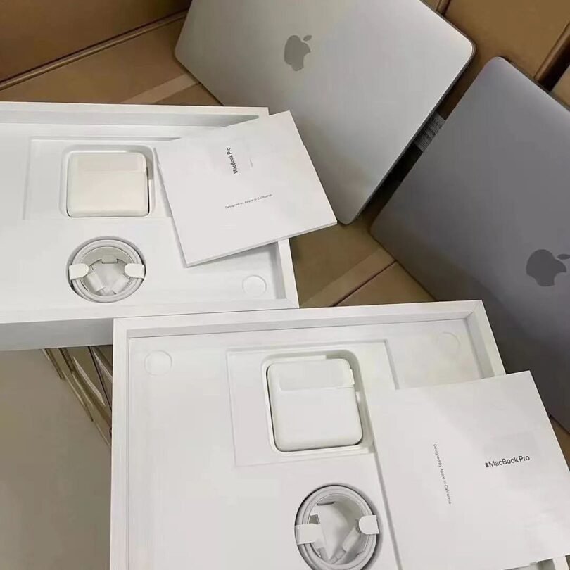 Buy MacBook Pallet - Image 7