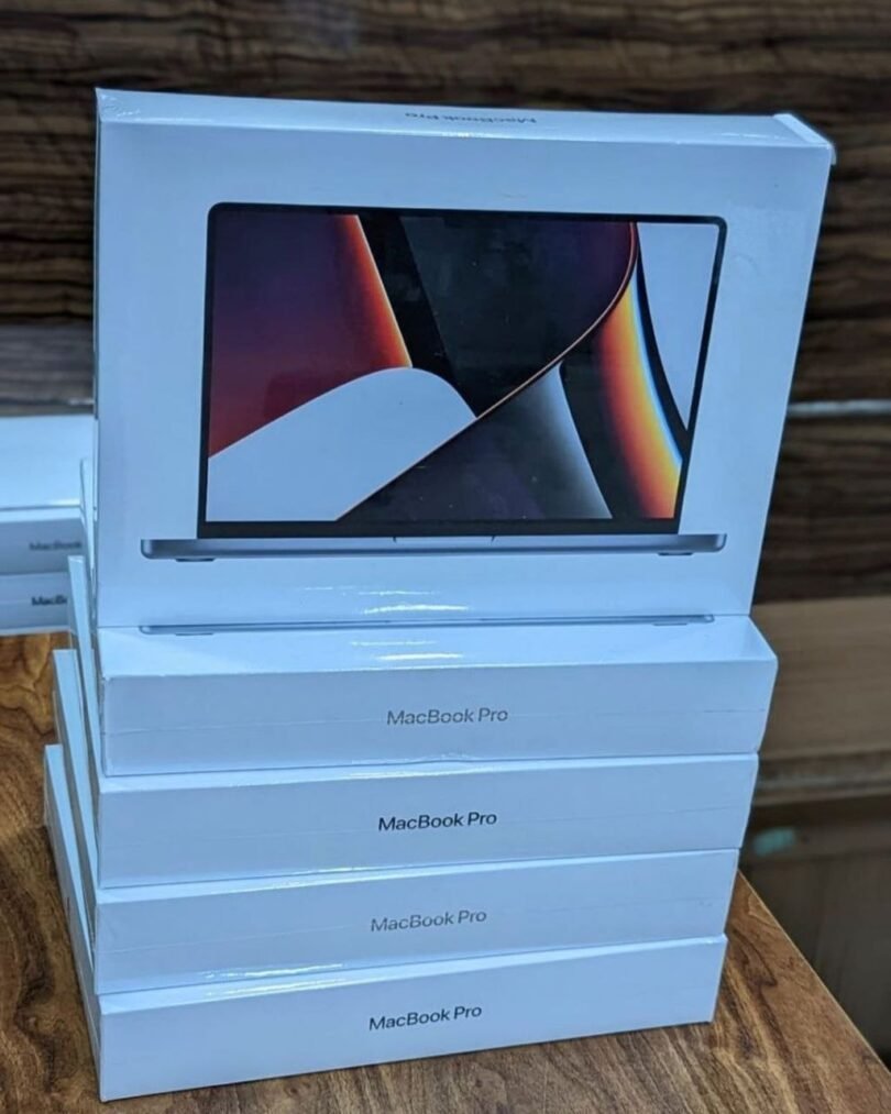 Buy MacBook Pallet - Image 5