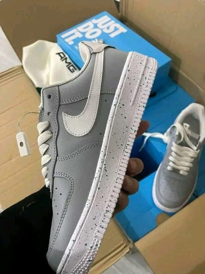 Premium Nike Sneaker Pallet - Image 3