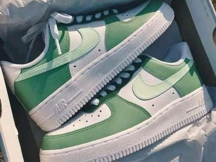 Premium Nike Sneaker Pallet - Image 2