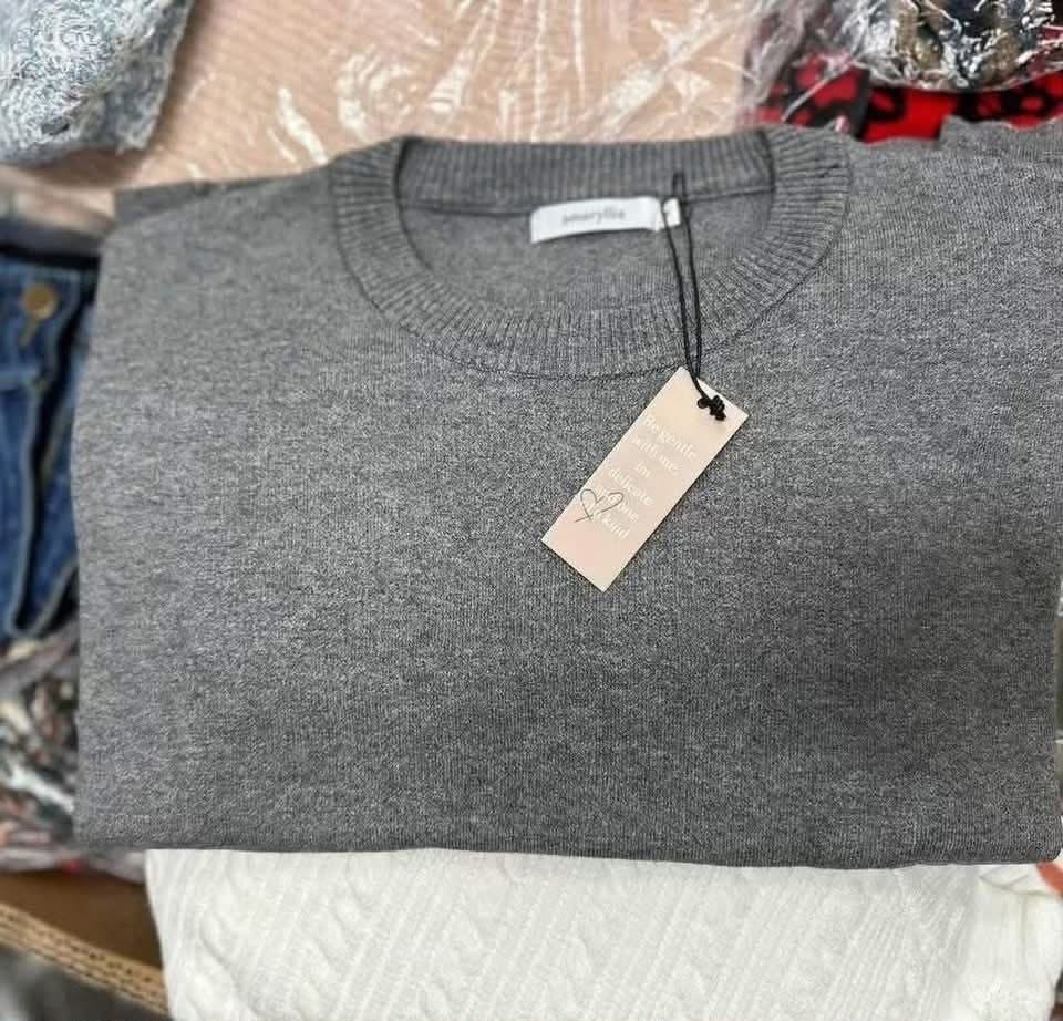 Women’s Winter Knitwear Wholesale Pallet - Image 2
