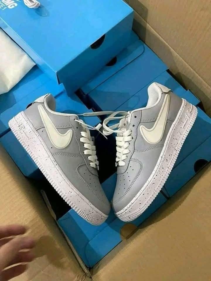 Premium Nike Sneaker Pallet