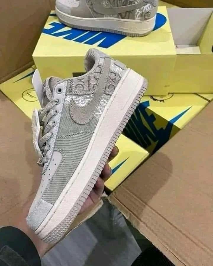 Premium Nike Sneaker Pallet - Image 4