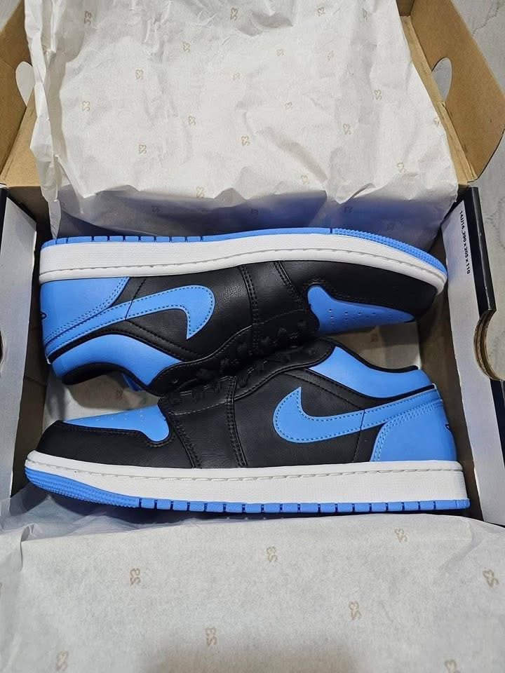 Mixed Nike Dunk Low & Air Jordan 1 Low Sneakers Wholesale Pallet - Image 9